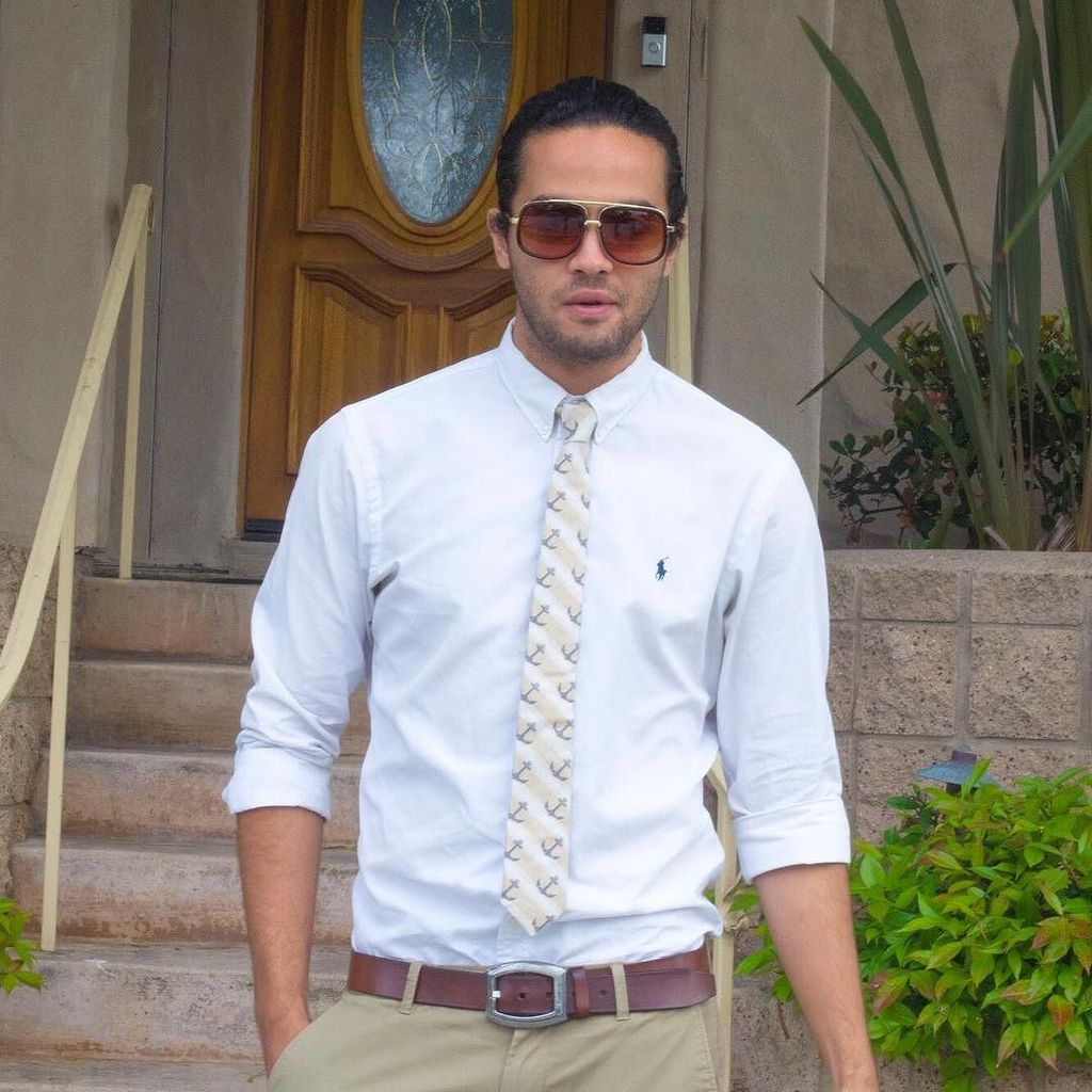 MerayaOfficial's tweet photo. 🔥! Try-on the necktie &amp; shades in seconds via the Meraya app, Link in Bio
.
.
.
.
#style #shades #stylish #stylebl… https://t.co/KYtfASZ5Me https://t.co/poPYYnJrhV