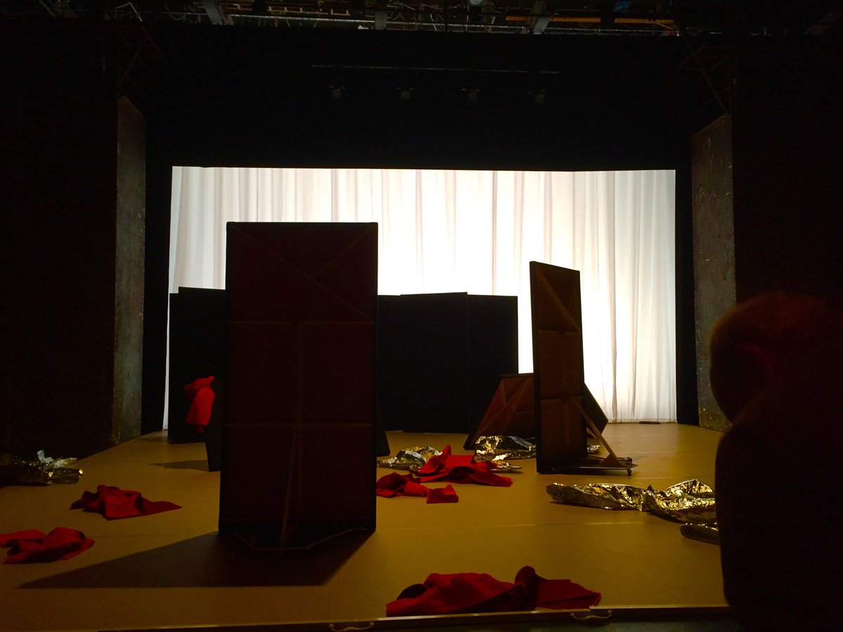 crypticglasgow's tweet photo. Thnks @GlasgowTramway for @theoclinkard #thisbrightfield - inspiring, uplifting, thoughtful & beautiful #cathieboyd https://t.co/L41S9pGVEr