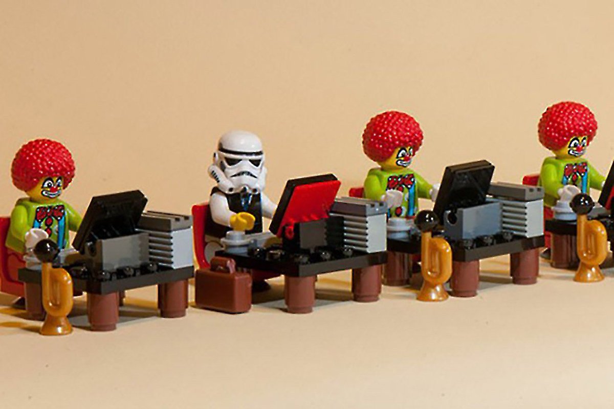 kickoffcomm's tweet image. 13 Fun Facts that will make your 'About Me' a lot less boring!  #aboutme #funfacts #lessboring #personalbranding buff.ly/2yi9tJX