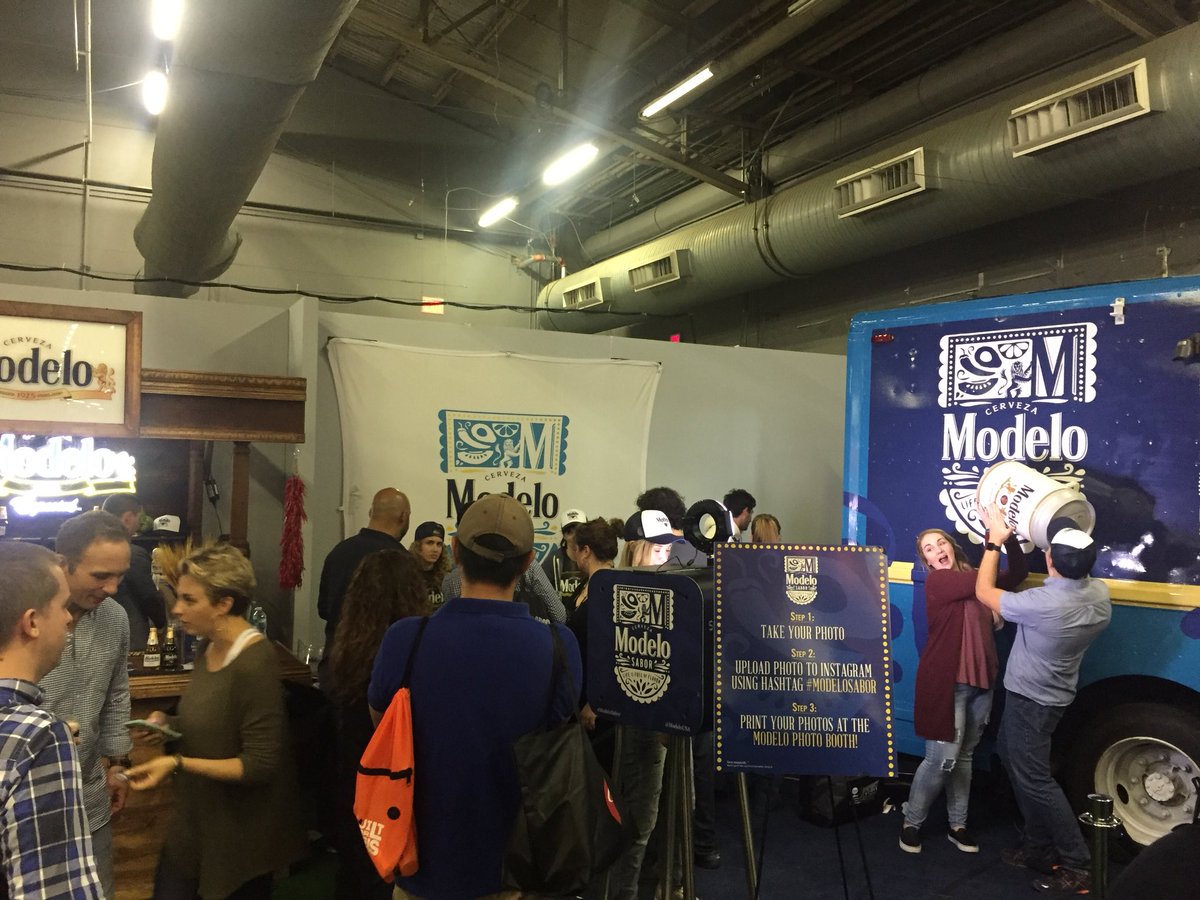 IntegrateCurate's tweet image. Amazing branding @ModeloUSA at #NYFWW #ModeloSabor