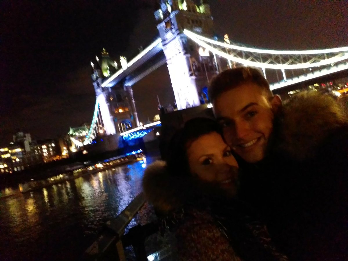 chicchianto's tweet photo. Esattamente un anno fa... ➡️London🇬🇧 https://t.co/eBi0ZgbEZU