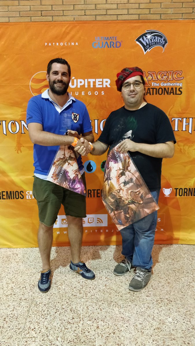 JupiterJuegos's tweet photo. Termina #SuperLegacy con la victoria de Pablo Lago
¡Enhorabuena! 🏆
#JupiterJuegos #MagicMTG2017 #Sevilla https://t.co/MUhSLEZt0J