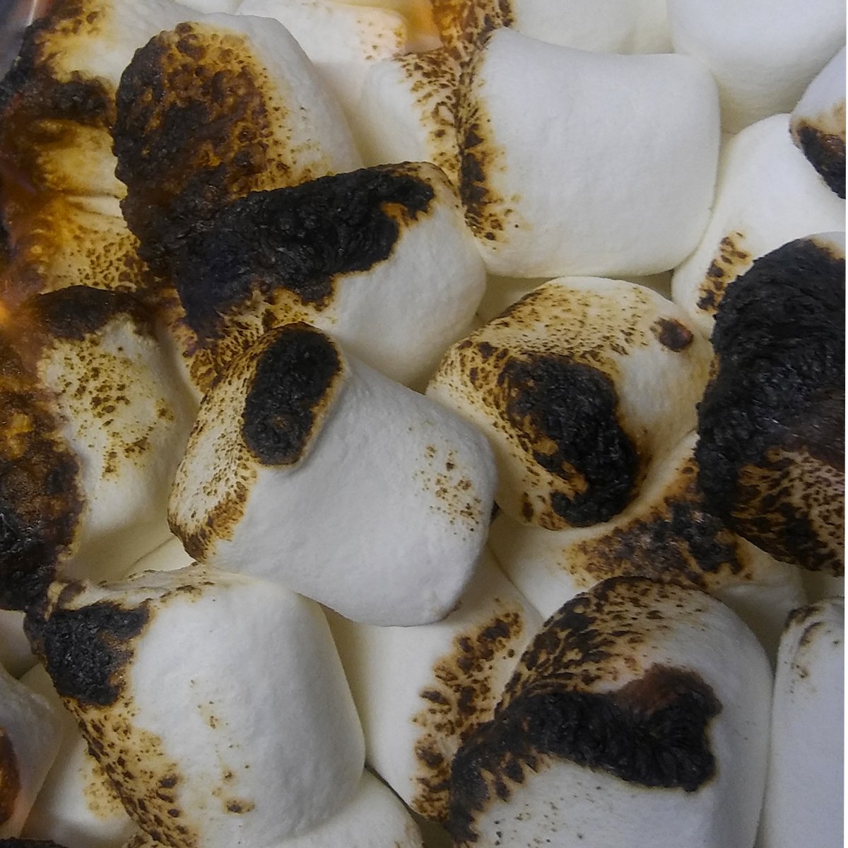 BurgerStandABQ's tweet photo. Toasting marshmallows for our world famous sauce! @riobravobrewing #burgerstandbyme #livebold https://t.co/gQIdWSVURn