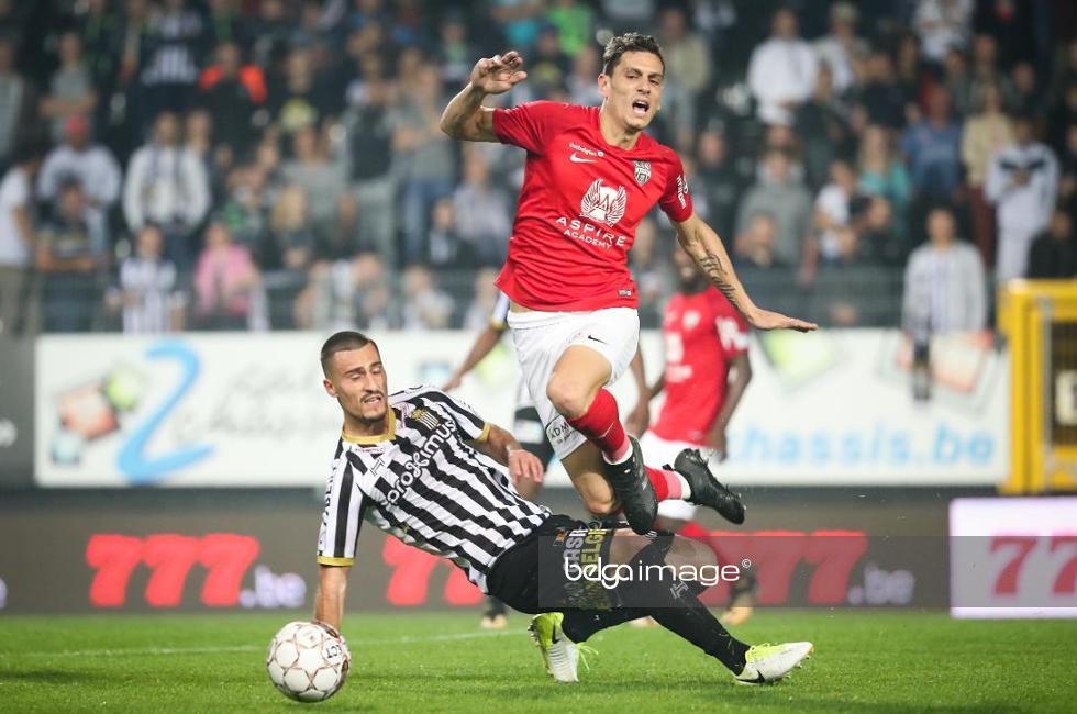 Zajkov makes a sliding tackle; photo: belga image Zajkov makes a sliding tackle; photo: belga image