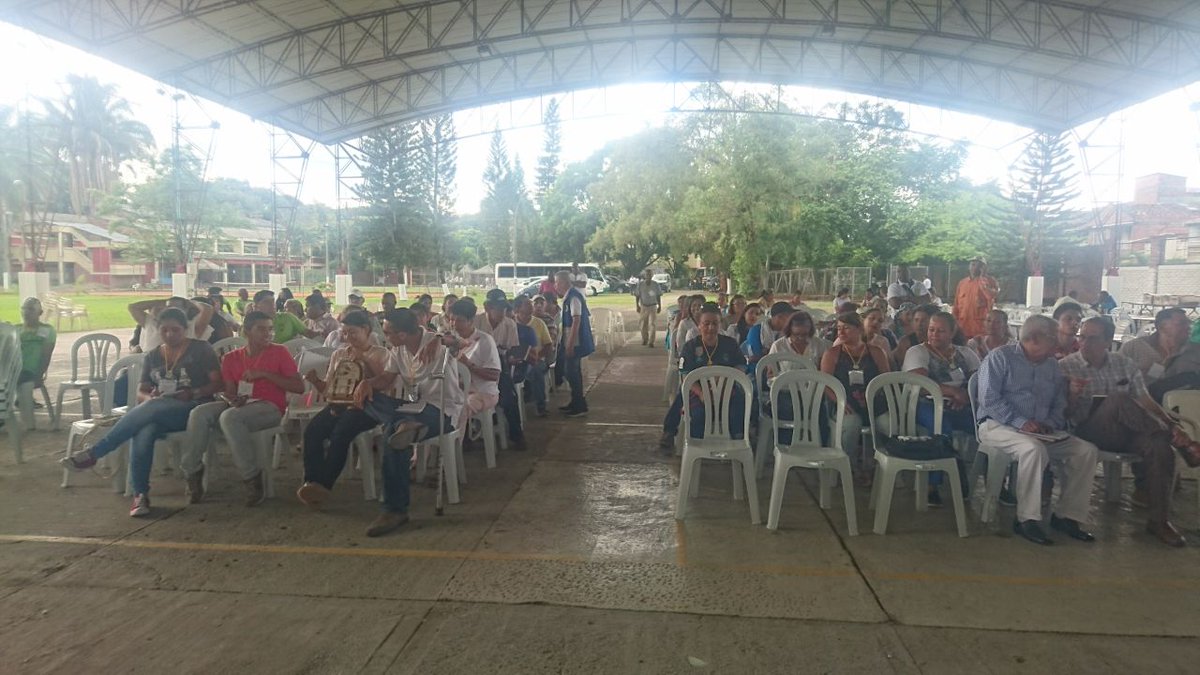 DORISPIZARROM1's tweet photo. Secret Desarrollo Social Y Participacion #ProgramaAsojuntas @GobValle #XXIIICongresoDeptal  "Organizaciones De Accion Comunal" #CartagoValle https://t.co/sd0Di9y51m