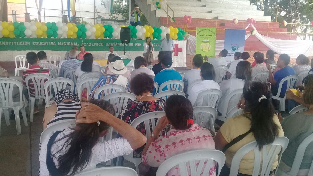 DORISPIZARROM1's tweet photo. Secret Desarrollo Social Y Participacion #ProgramaAsojuntas @GobValle #XXIIICongresoDeptal  "Organizaciones De Accion Comunal" #CartagoValle https://t.co/sd0Di9y51m