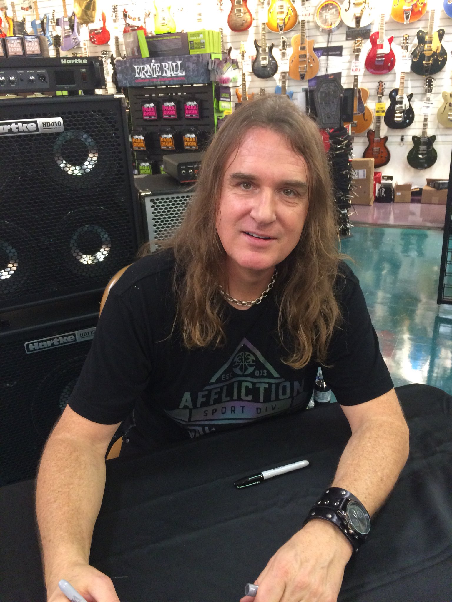 MegaDeath bassist David ellefson !!!! Wished me a happy birthday 