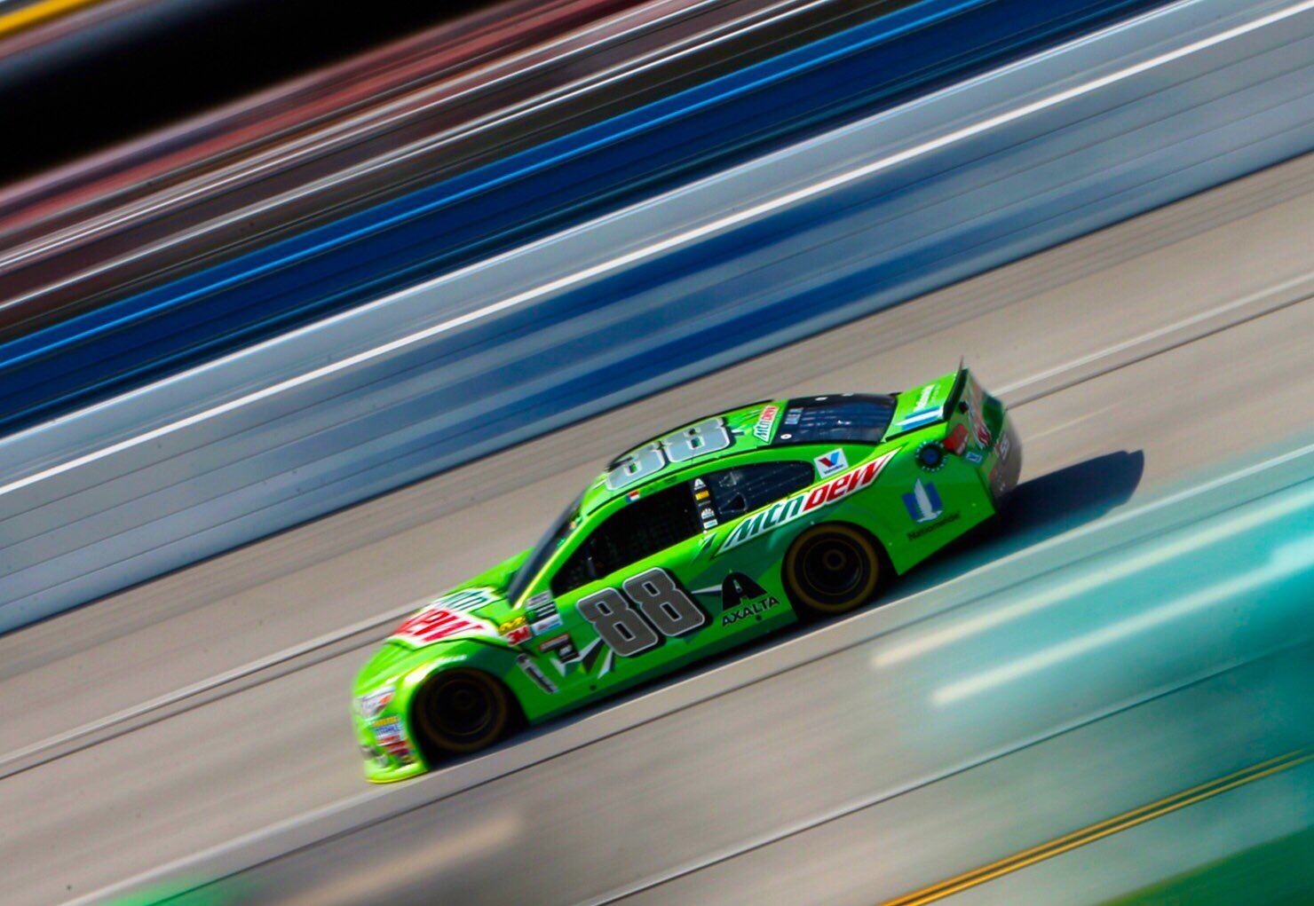 DMIRe6hX0AAiVei.jpg:large