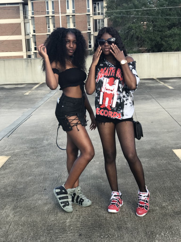 xo_Essencee's tweet photo. E.DIZZLE &amp; BEENA$TY ❤️🤞🏾 https://t.co/17I4QFB5yZ