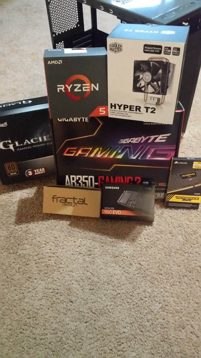 TruFord93's tweet photo. Taking a break from #studying and doing a quick #computer build for my #parents since all the parts came in today. https://t.co/XrtSMmBDwi