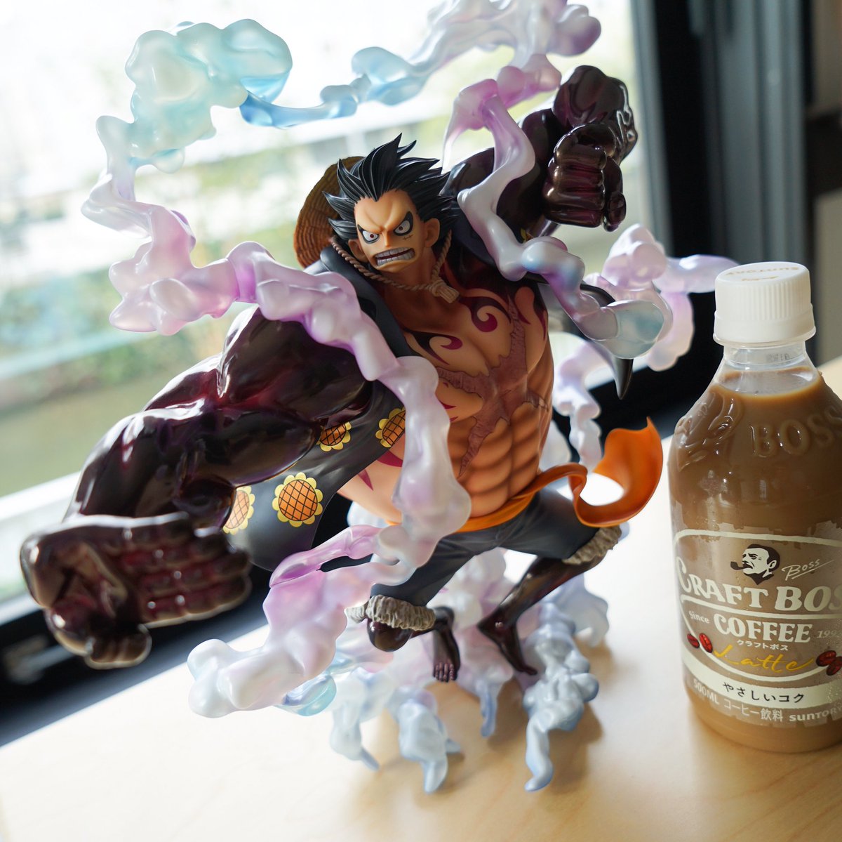 figurine luffy gear 4 megahouse