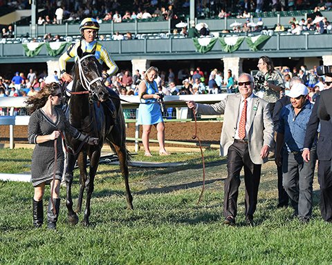 BH_AEberhardt's tweet photo. #LaCoronel with Jose Lezcano wire to wire in G1 #QEIIChallenge @Keenelandracing for #Oxleys #TeamCasse https://t.co/AT2wfU22Sw