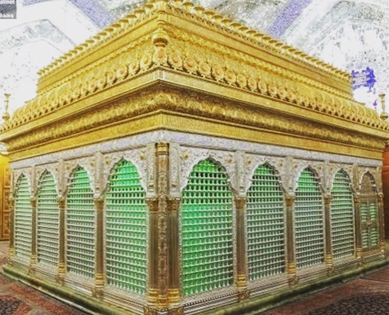 عن الامام علي (عليه السلام)
(لا تسئ اللفظ وإن ضاق عليك الجواب)
  المصدر: نهج البلاغة