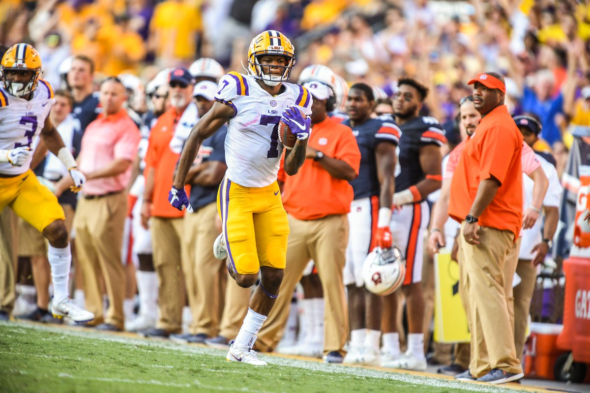 LSUfootball's tweet image. COMEBACK COMPLETE! TIGERS WIN! TIGERS WIN! LSU defeats Auburn, 27-23, marking the largest come back in Tiger Stadium since 1949!
