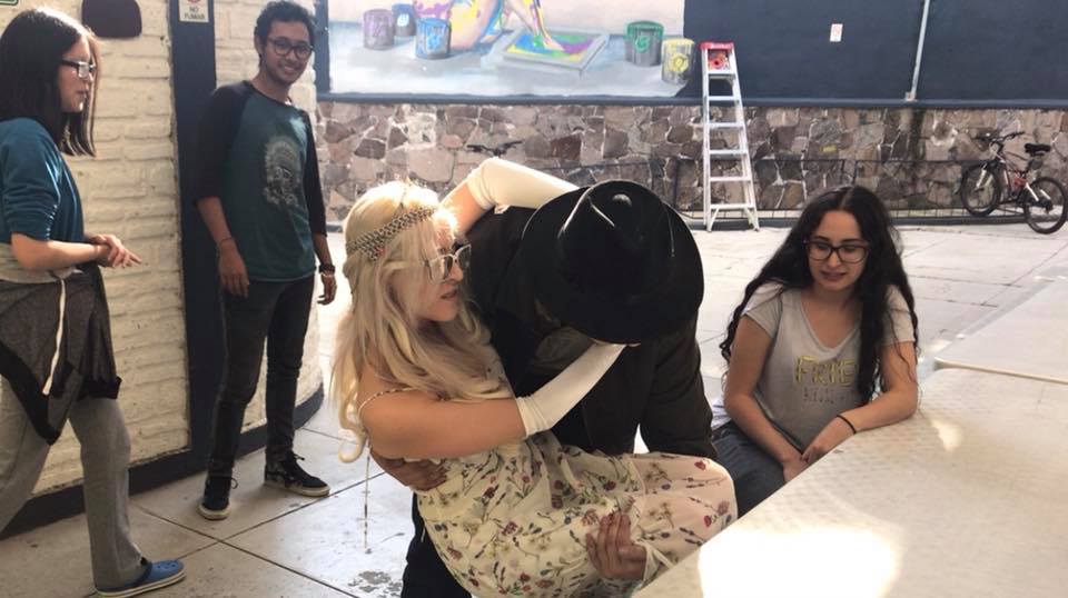 pabitel_studio's tweet photo. Nuestros héroes han logrado rescatar a la princesa! #sidequest17 https://t.co/Pr3csLHca8