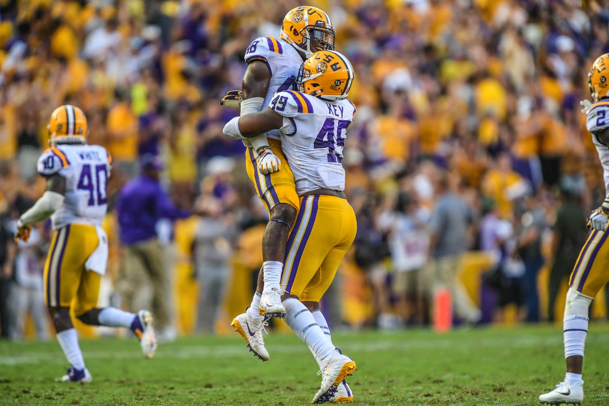 LSUfootball's tweet image. COMEBACK COMPLETE! TIGERS WIN! TIGERS WIN! LSU defeats Auburn, 27-23, marking the largest come back in Tiger Stadium since 1949!
