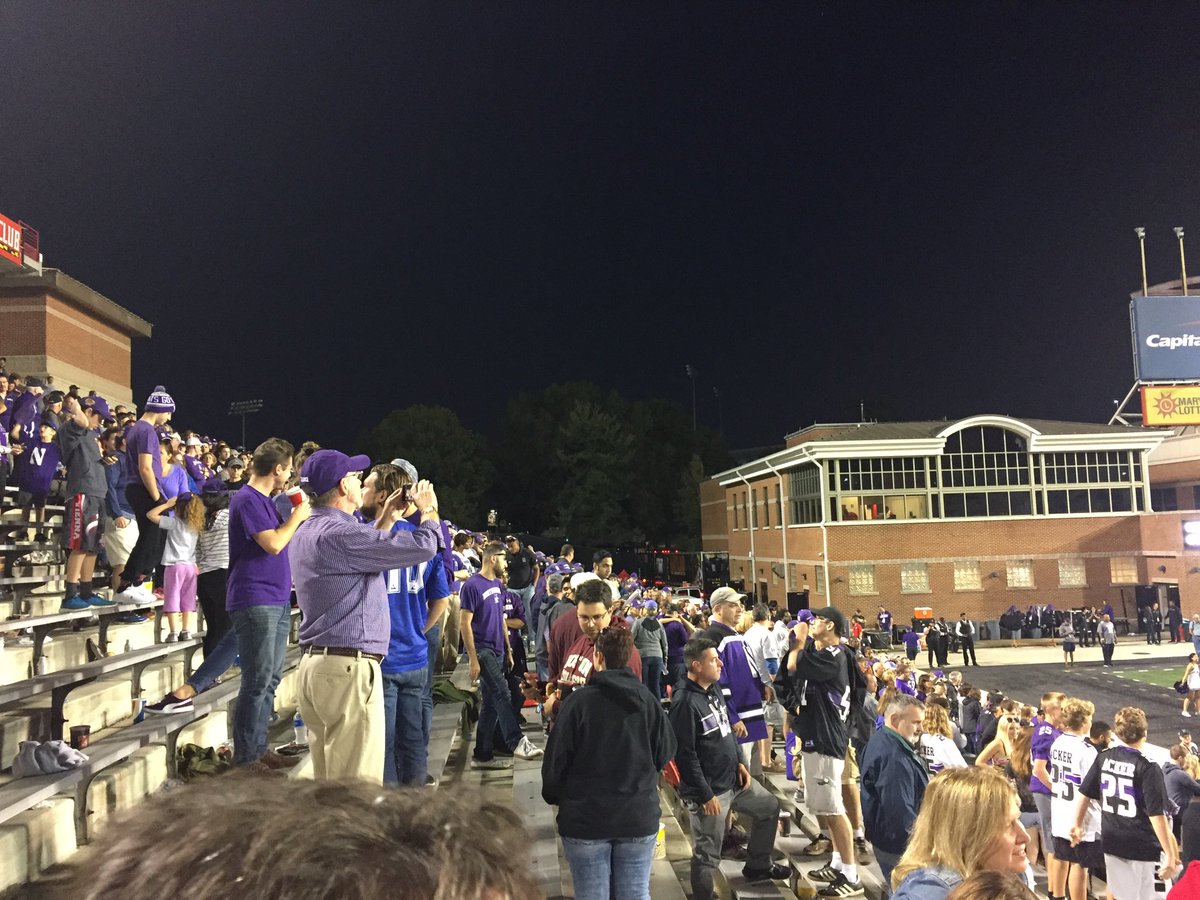 elyse_lash's tweet photo. Only the purple remains! https://t.co/7YtFGOYqQU