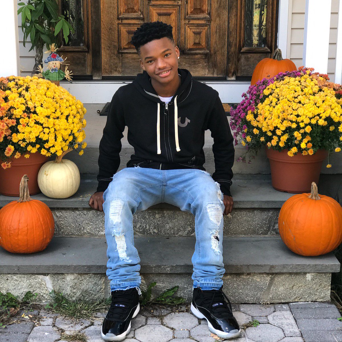 goodluckcharmz's tweet photo. My oldest Needs 2 model #boymodelsearch #truereligion #jordan #braceslife #celebritykids #castingcalls  #wilhelminamodels #Modeling #agency https://t.co/bxvQ2XO2pX