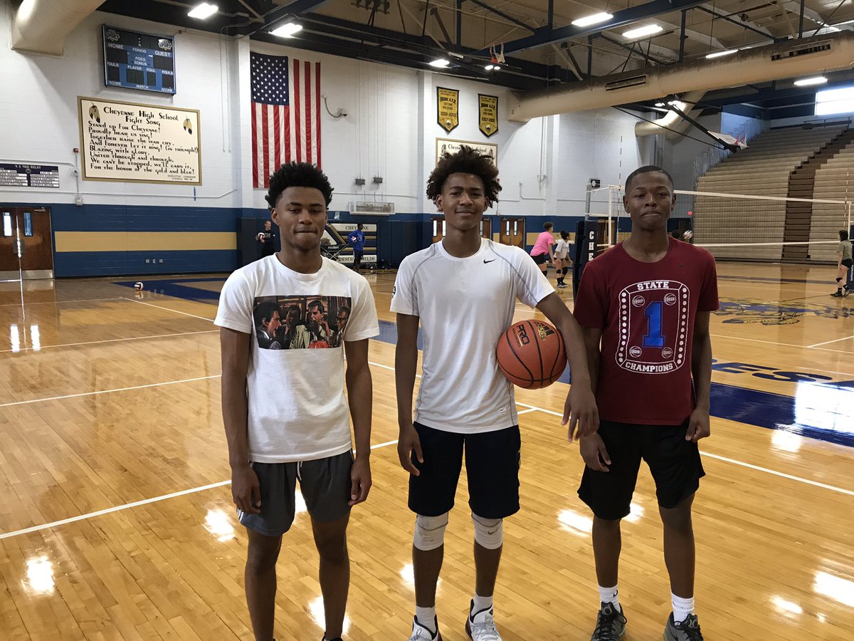 MLB333's tweet photo. Just three 16 yr olds doing what they love to do! Young Lion, K Dizzle, Jeeb coming 2 a gym near u #702AttackLife https://t.co/3QhvKfzFbr