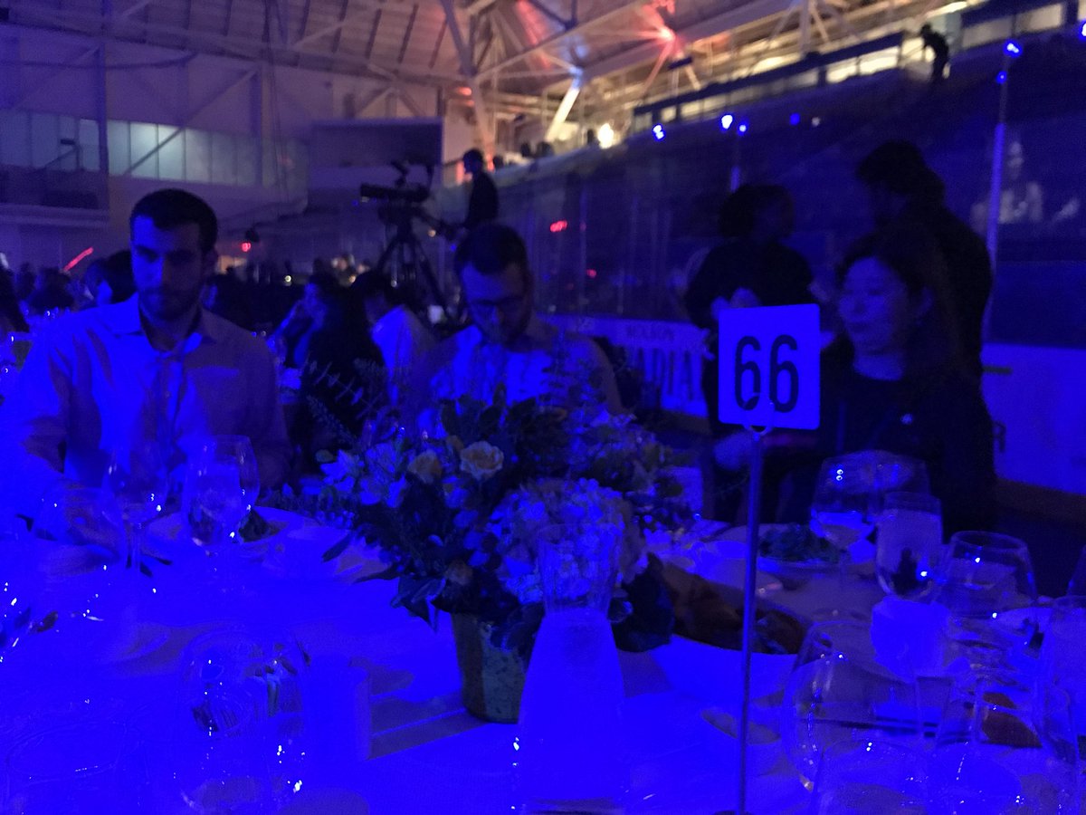 innovatingedu's tweet photo. @RyersonU @RUFacultyofArts @RUEconomics #alumni2017 table #alumni weekend #table66 https://t.co/OKv8ahFQgy