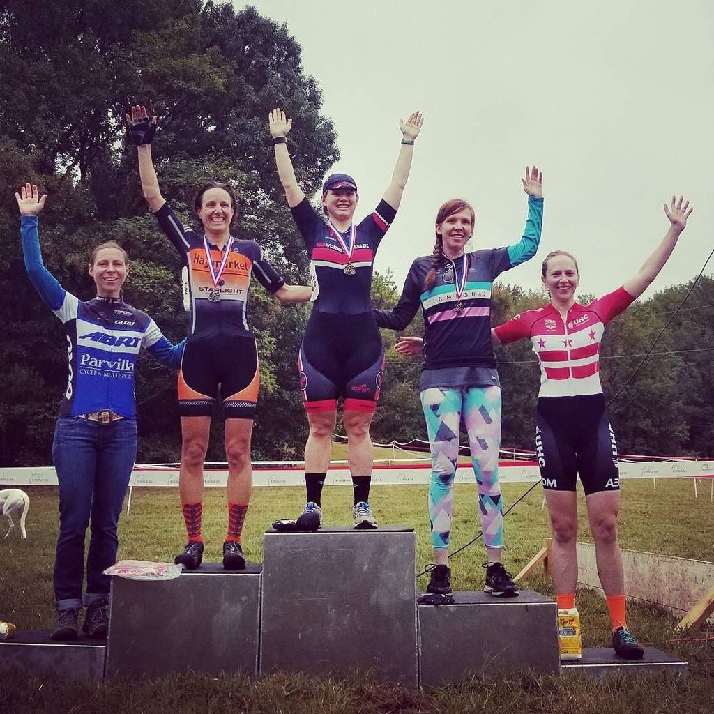 NatCapVeloClub's tweet photo. @bigredlantern learned to ride her bike again (her words) and finished 5th in todays W3/4 at #aacx 👐👐👐👐👐!! https://t.co/K56GTSLCWq