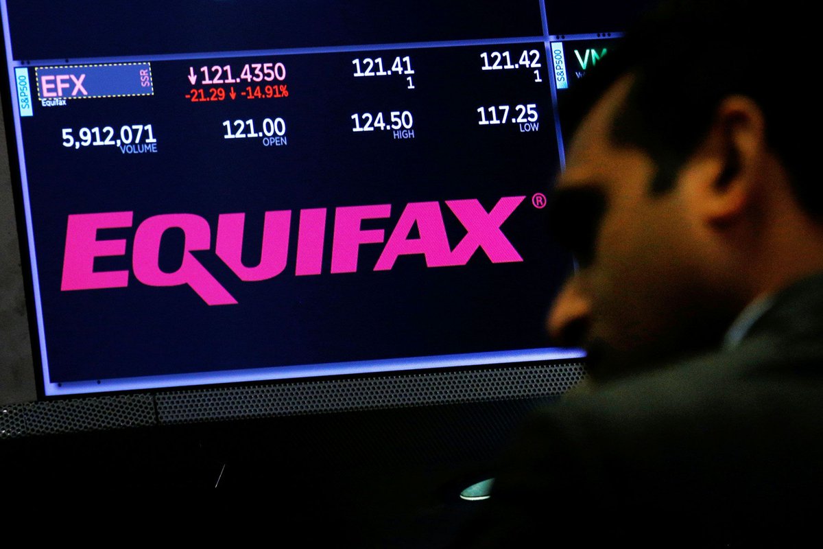 CUInsight's tweet photo. Take steps now to protect members from the Equifax breach, and more! :: https://t.co/DP1MSHLxj2 #CUInsight #CreditUnions #CommunityRecap https://t.co/oxnGOSQQ4m