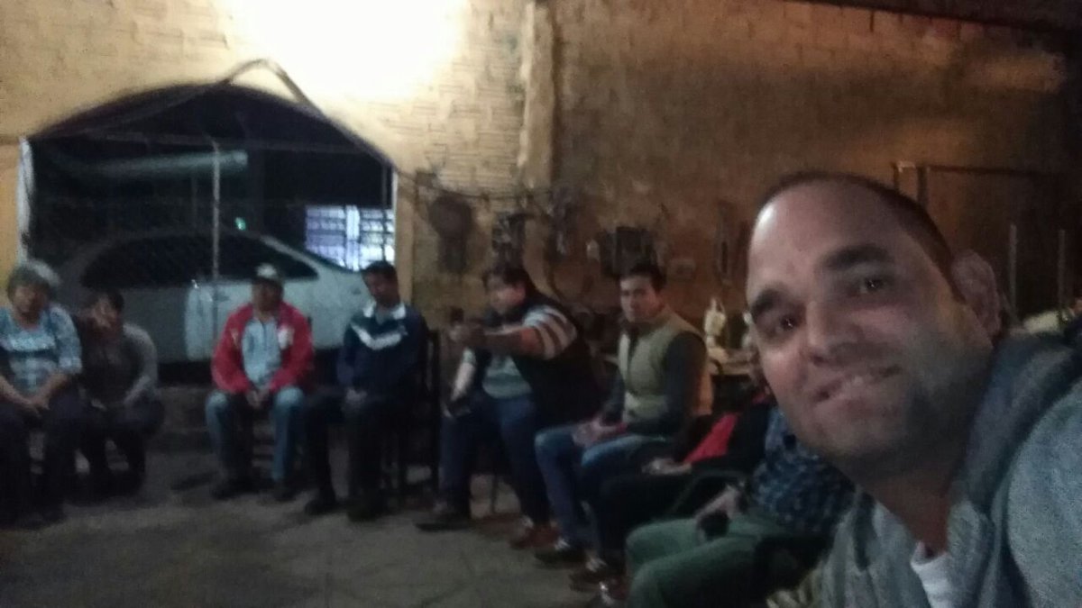 Drjesusferreira's tweet photo. #Ñemby visitando a correligionarios. #Lista3J #CentralRenueva https://t.co/Djzmzu5IDs