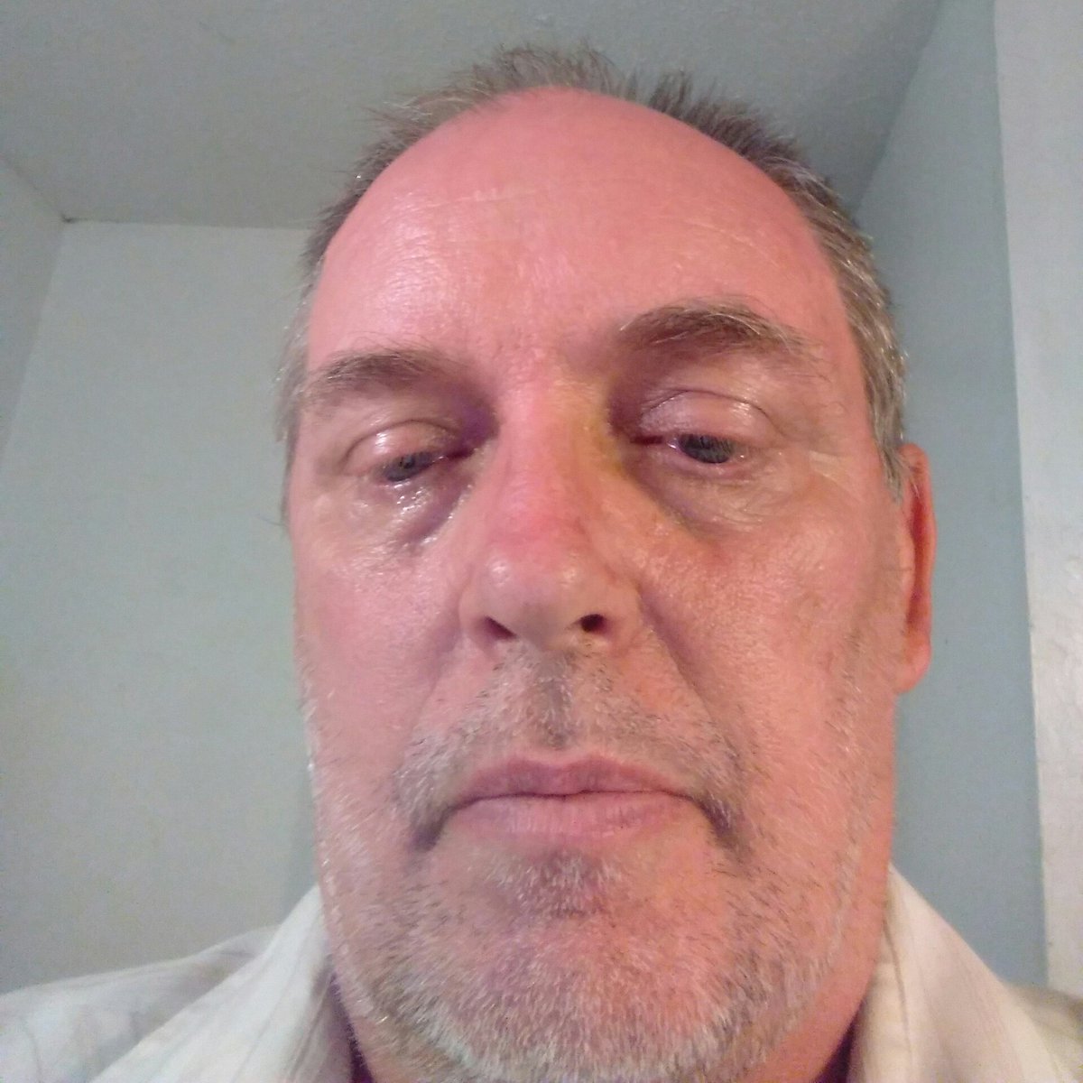 elliott_condor's tweet photo. #NewProfilePic https://t.co/Q0I9YUMqgL