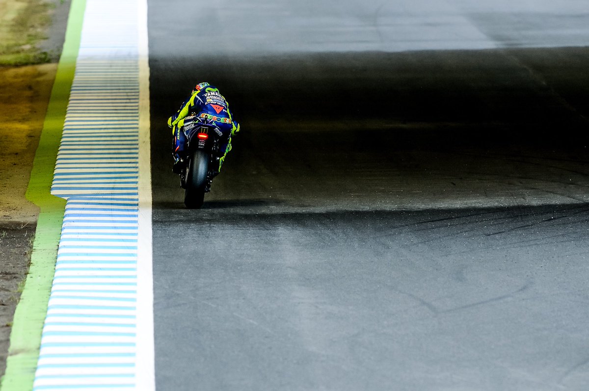 ValeYellow46's tweet photo. Twin ring Motegi,Giappone 
Sabato,prove ufficiali 
📸 by Mighelon https://t.co/oI6KpurM8y