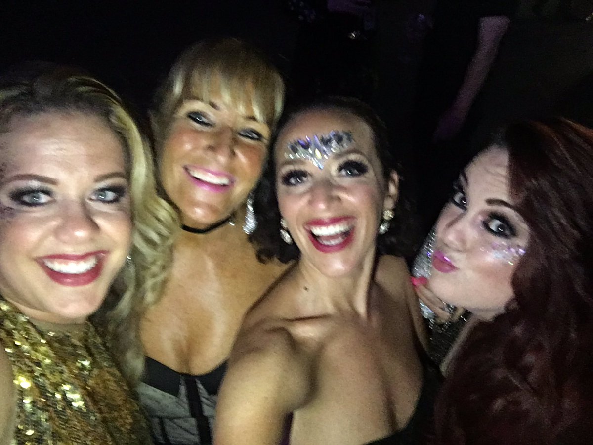 An amazing night for #spar60  we love you <a href="/yyfenn/">Yvonne Fennell</a>  see you in Tenerife #sparfargirls #sparfar #singingdivas