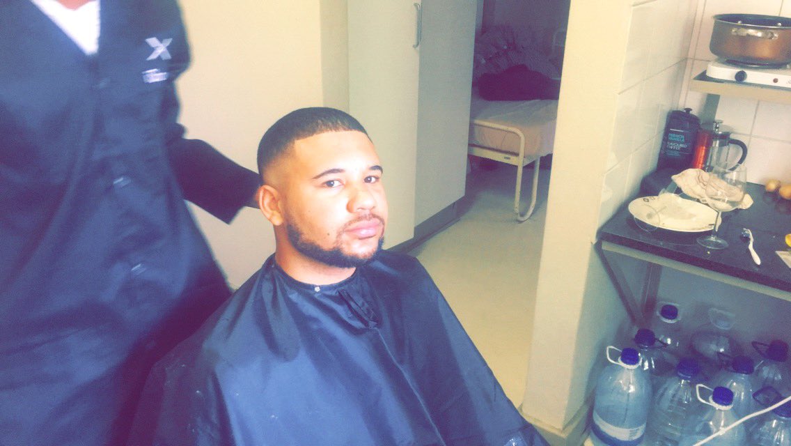 ishave_barbers's tweet photo. #Ishave on the Job. https://t.co/qUQJvVlivI
