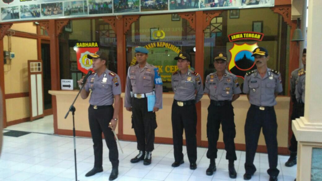 Apel Gelar Pasukan Pengamanan Pengesahan Warga Baru PSHT Cabang Cepu Kab. Blora dlvr.it/PvdxC5