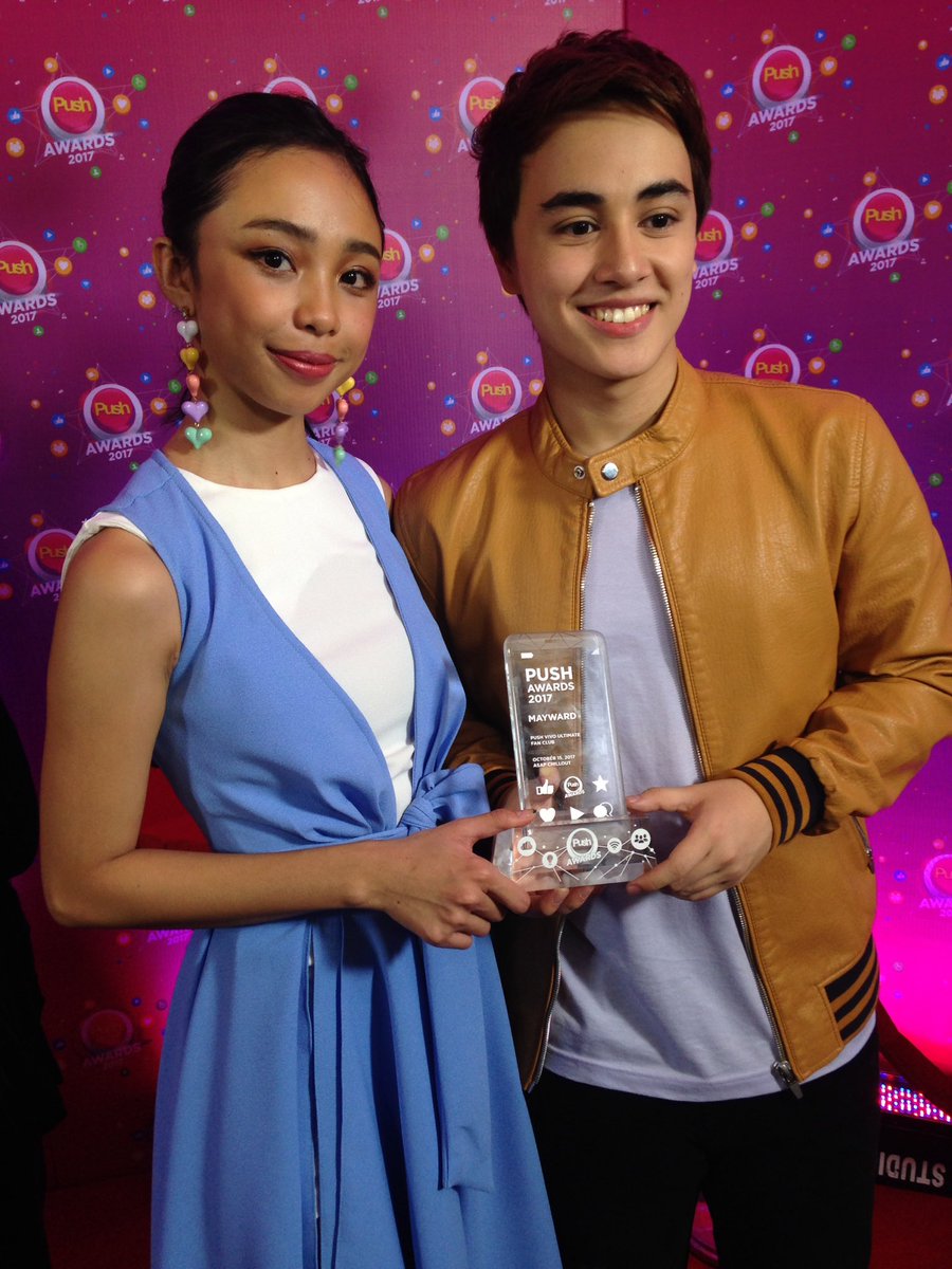 Push_Alerts's tweet photo. Congrats sa lahat ng bumubuo ng MayWard fan's club! #PushAwards2017 https://t.co/A6PyxWIWxt