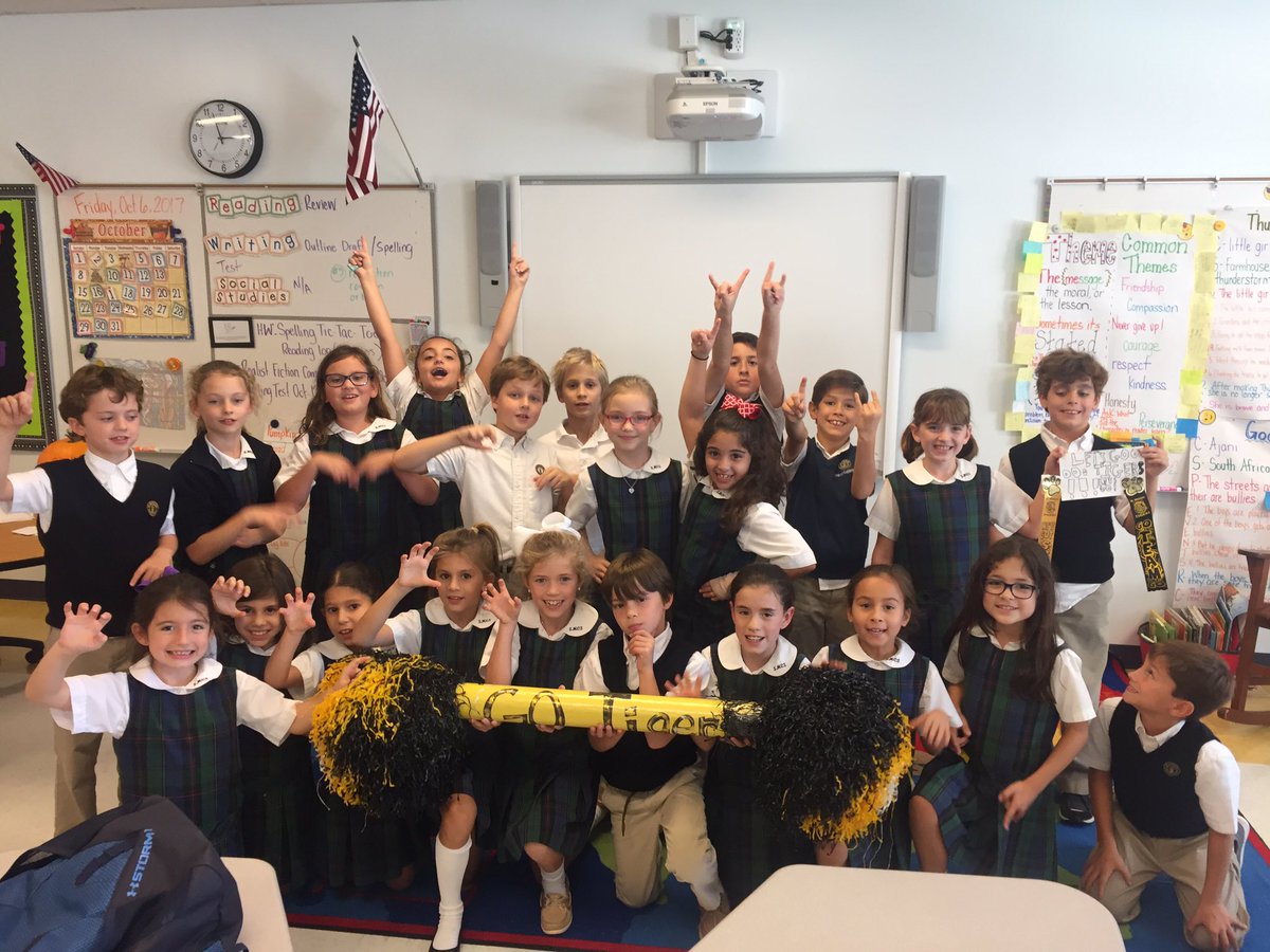 msangwyrick's tweet photo. We won the spirit stick at the Pep Rally!!! Third grade rocks!!! ❤️SMCS https://t.co/66zUhmRfqg