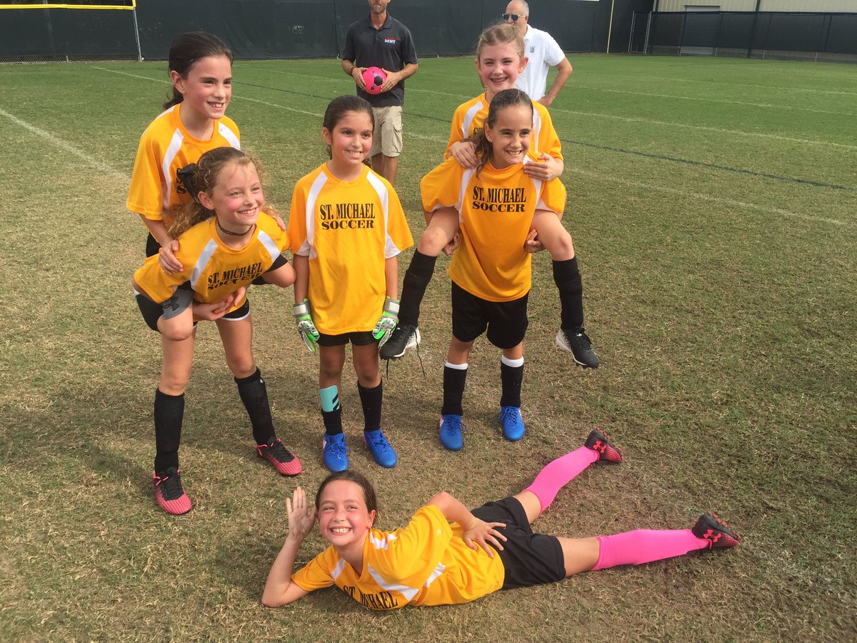msangwyrick's tweet photo. Had a blast today watching my third grade girls play soccer!❤️⚽️ https://t.co/0QFCFDoLIG