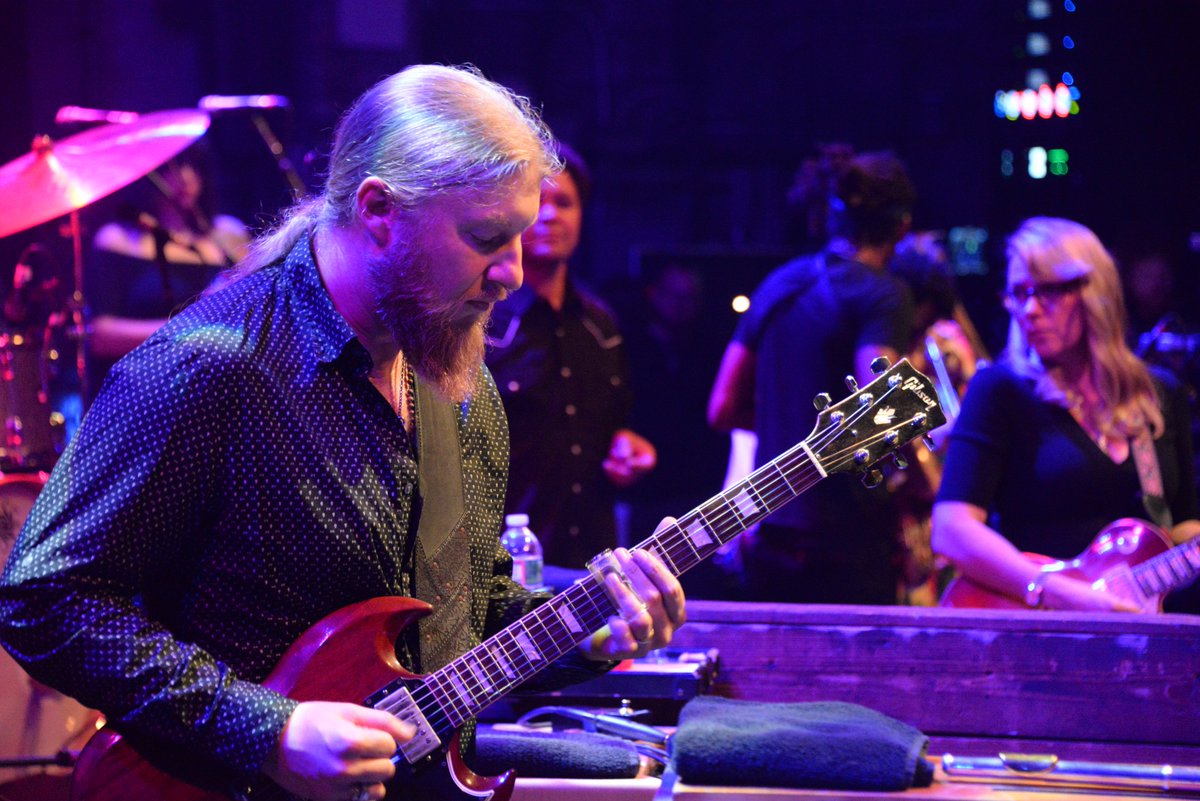 DerekAndSusan tweet picture