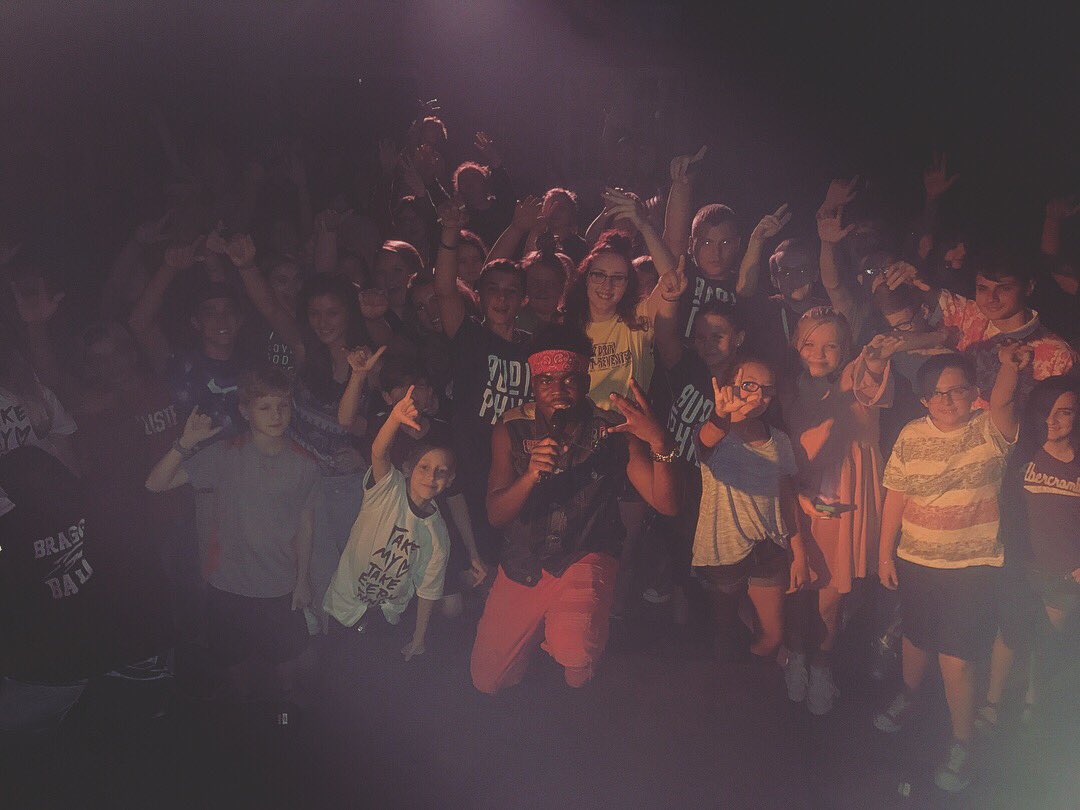 RockstarJt's tweet photo. Tonight Was So Crazy, Love Yโall โค๏ธ #MicDrop2017 ๐ https://t.co/A6bUxuYl91