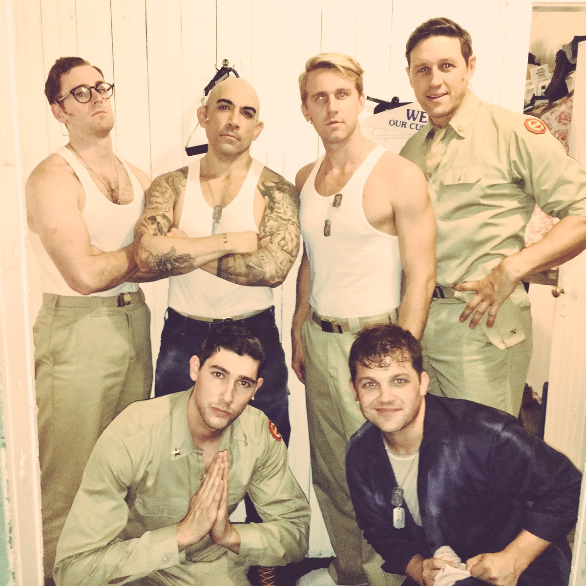 CeasarFBarajas's tweet photo. #FromHereToEternity #BoysOf41 @OgunquitPH @BroadwayWorld #SIP #30YearMen #BroadwayBound 🎶🎭 @SirTimRice 💙🇺🇸 https://t.co/nnmhKrP3ap