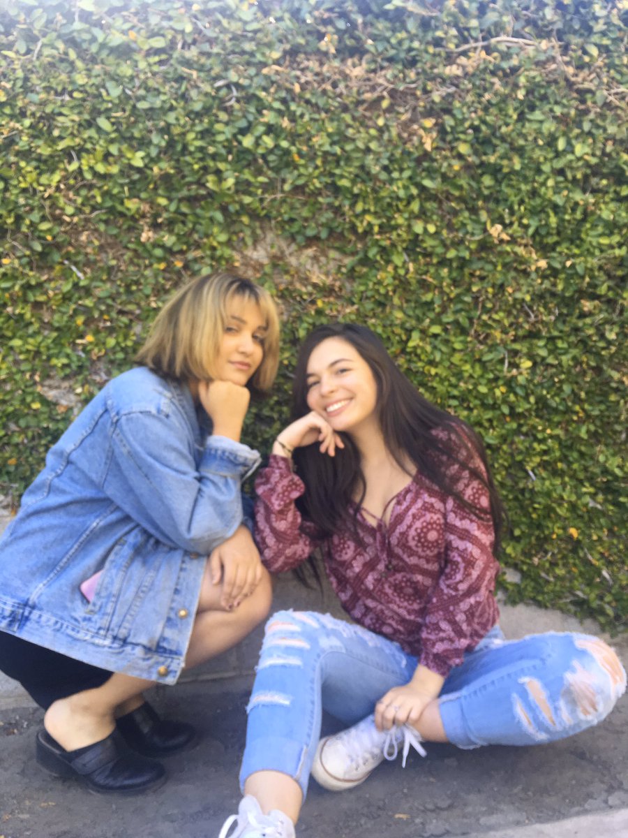 Isabella Gomez tweet media