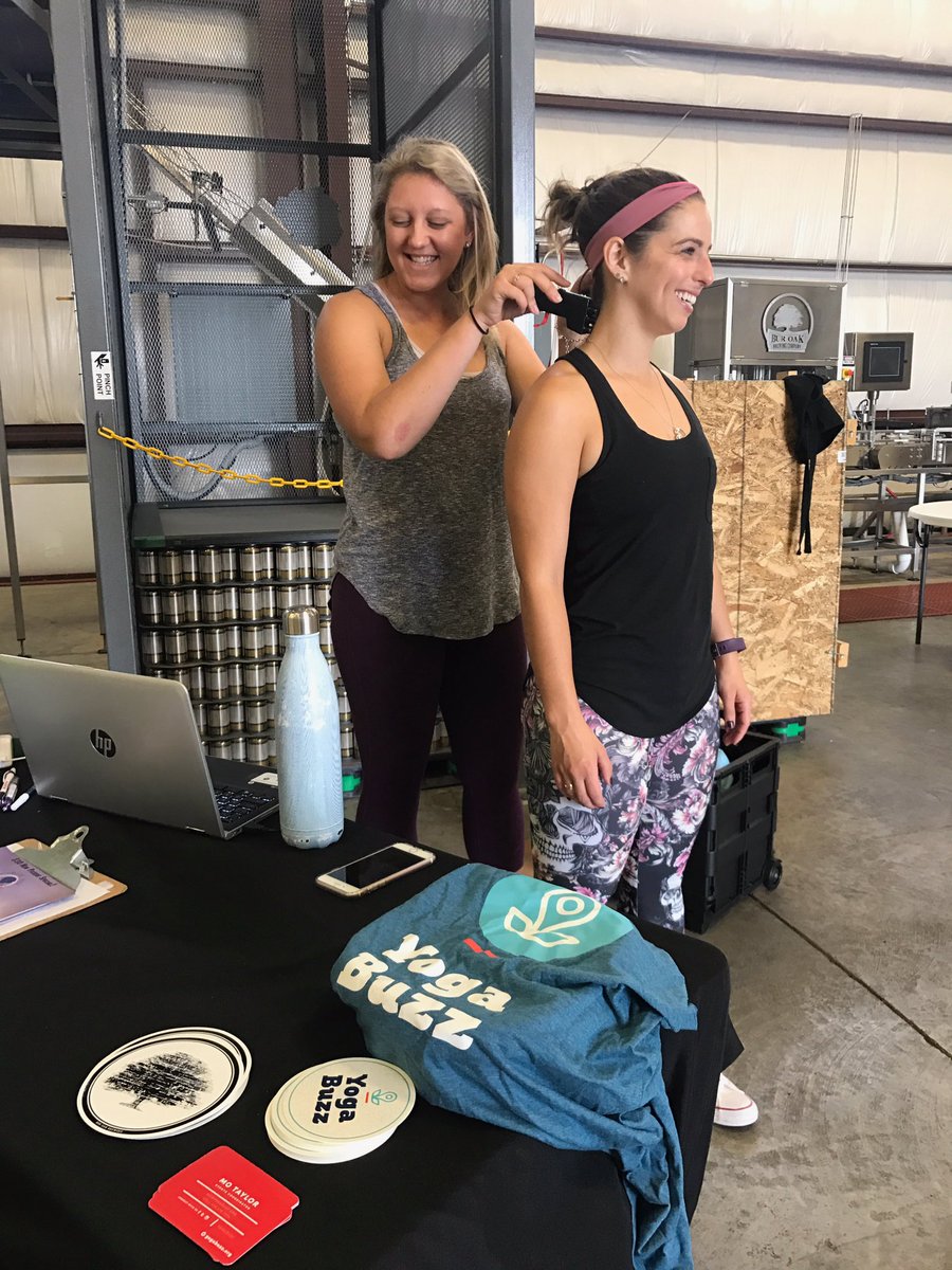 yogabuzzCOMO's tweet photo. Round 2 of Yoga+Beer with @buroakbrewing was a success! Thanks to Focus on Health Chiropractic and Nourish Cafe for making it extra fun :) https://t.co/hWdMr3tgKd
