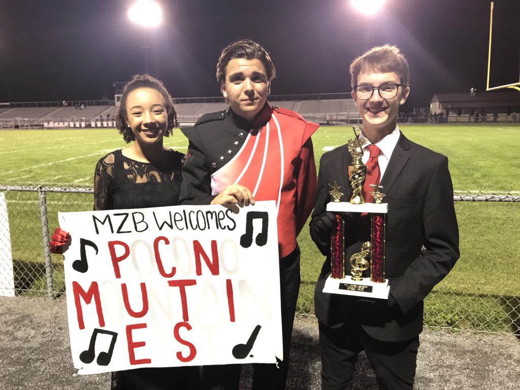 pmemarchingband's tweet photo. Our drum majors and president https://t.co/x33DAqqnEp