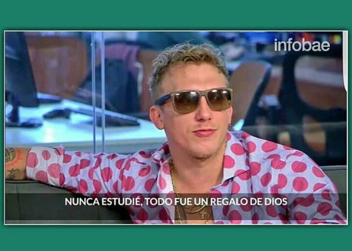 Elparaguayo1231's tweet photo. Aprobas sin estudiar https://t.co/Z6Zy9KbEGx