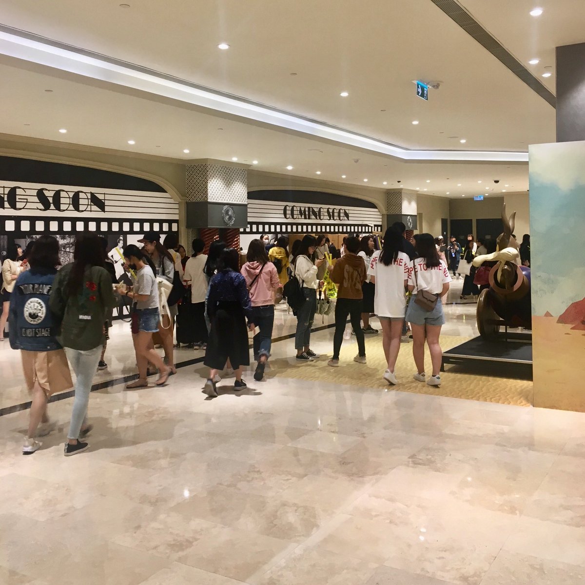 laoruimin's tweet photo. #최강창민 #심창민 #チャンミン
About free goods in MACAU
Location：near the BOX OFFICE（P1-3）
Time：start at 11 a.m. 
For free, one ticket for one thing. https://t.co/AESnBCXTPl