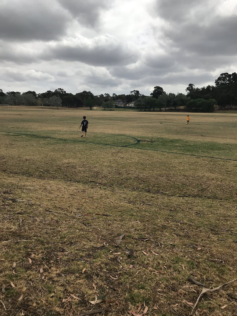 CandiceGilyatt's tweet photo. Sitting enjoying stillness #mindwithheart #mindfullness #fillingmycup #kidshavingfunoutdoors https://t.co/SRyscLx5R3