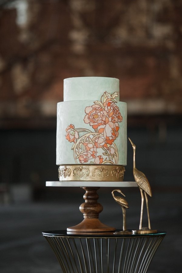 aislesociety's tweet photo. Loving these #weddingideas! Modern Art Nouveau Wedding Inspiration from @CVBrides captured by #LynseyLuePhotograp... https://t.co/7mbXAhE4hP https://t.co/sKLrmQzzea