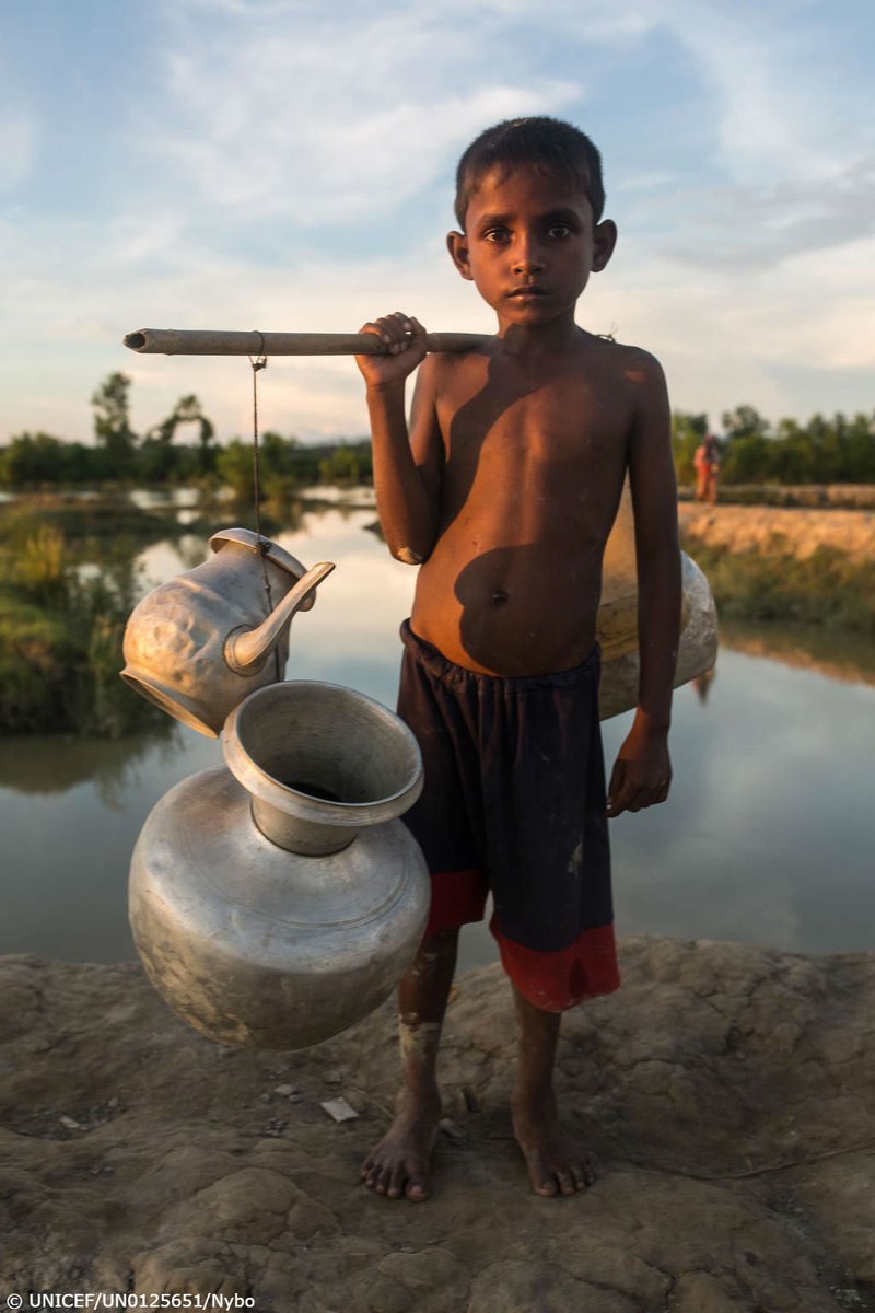UNICEF's tweet photo. His house was burnt.
His brothers shot.

“My only dream is to survive,” says 10-year-old Mohammad, a Rohingya refugee.

#ChildrenUprooted https://t.co/OgL5pPGSkY