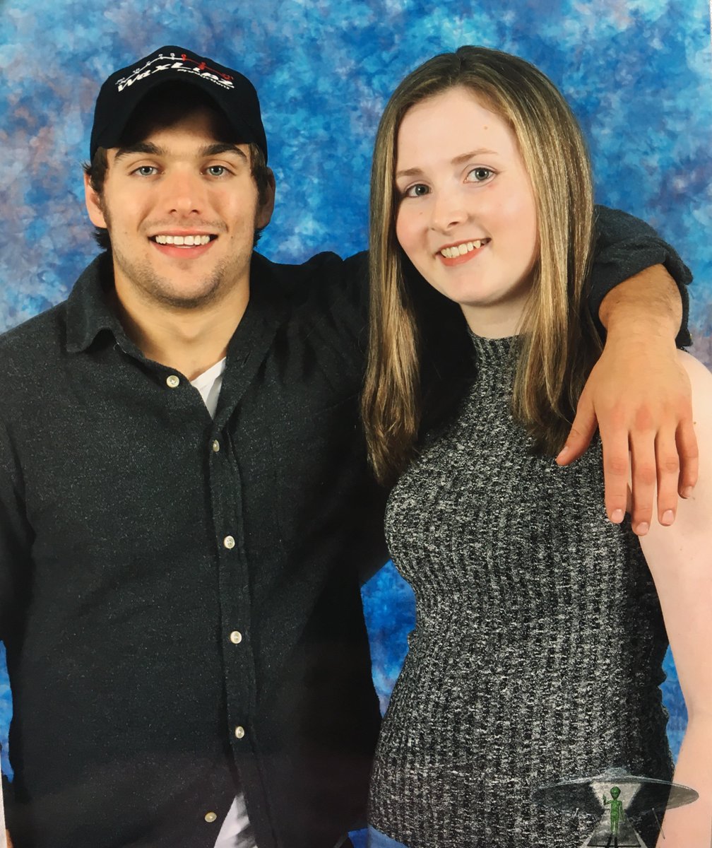 Gemmy0298's tweet photo. So crazy that I got to meet @hollandroden &amp; @DSprayberry ! I ❤️ you both, thanks so much for coming to 🇦🇺, such a cool day #COTN4 #teenwolf https://t.co/BFE9ptAibk