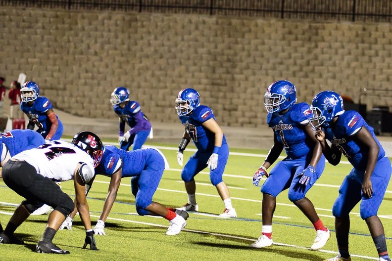 CoachWaldrip's tweet photo. @Pedrotobar92P Getting better each and every week. #MikeLinebacker https://t.co/Z0qy25L9Gf
