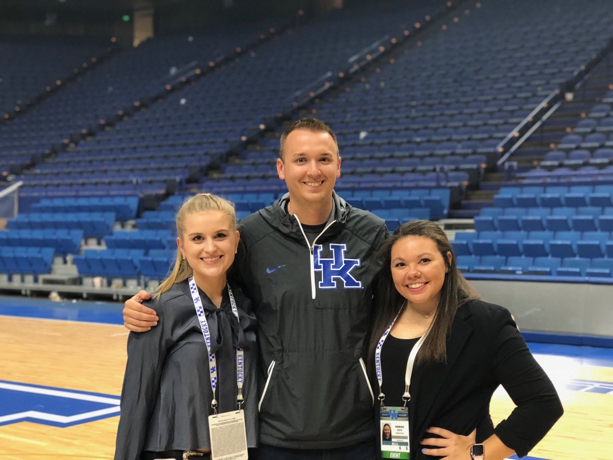 gherbert515's tweet photo. I like my team. Great to work with these two + other young professionals every day! #HeadsetSquad
#RealMadnessMVPs
@mariahruth1 @SarahMatl https://t.co/uT8nyDBMLe