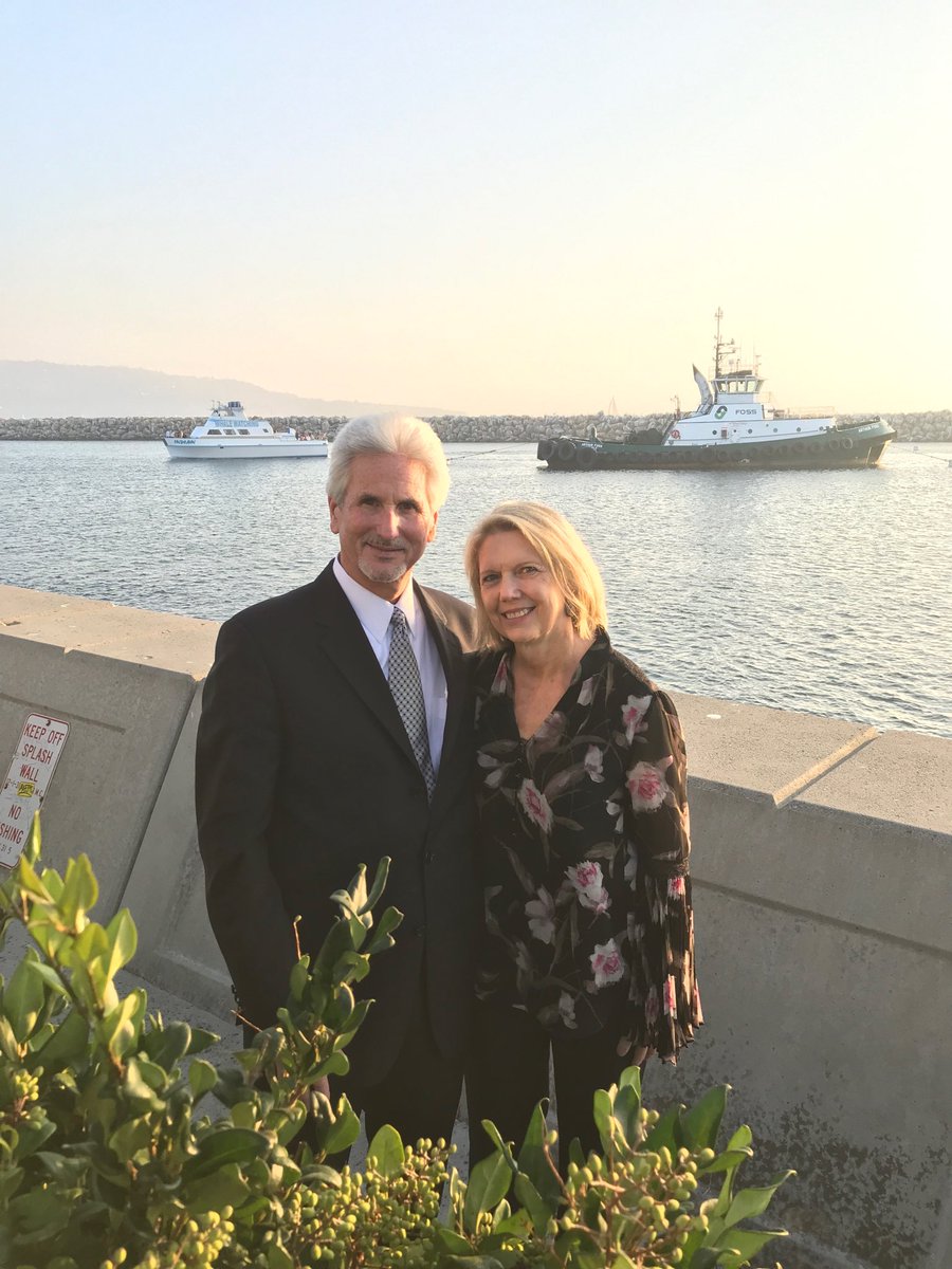 StevenWeiss's tweet photo. #sarahtakesacip https://t.co/gpMutqPRd0